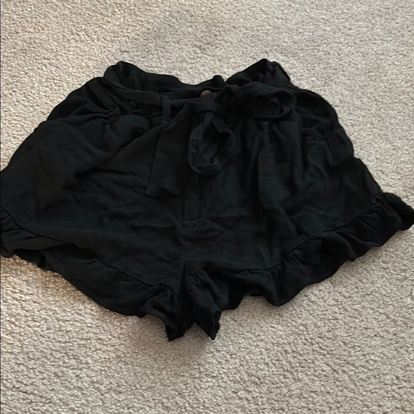 Umgee USA Linen blend-Black Women's Shorts size small - Picture 1 of 6